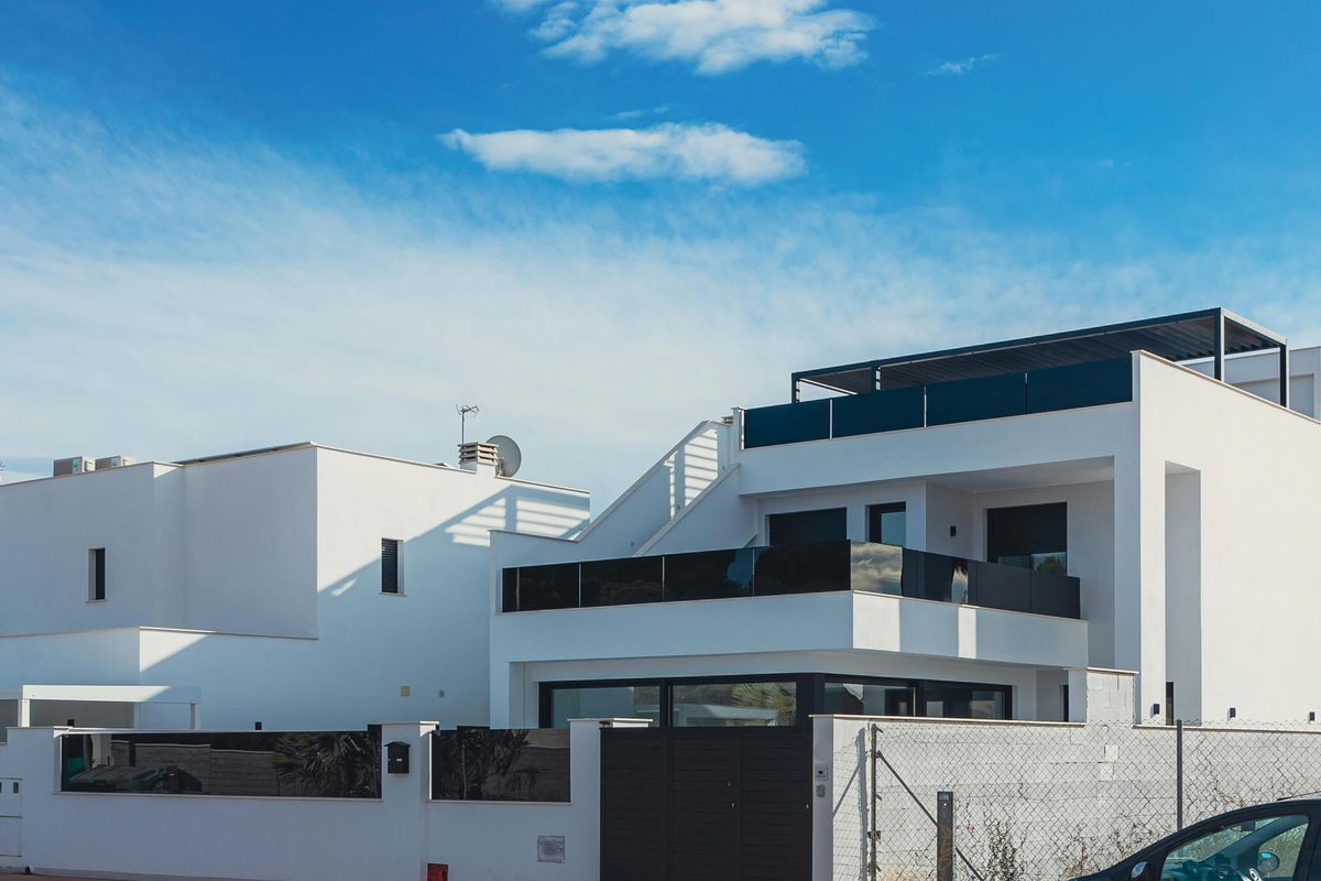 Individual House for Sale in Bare — representative image 3